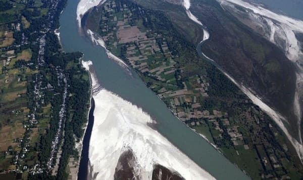 ‘সিন্ধু পানি চুক্তি’ স্থগিত করার ব্যাপারে ভারতকে সতর্ক করল পাকিস্তান