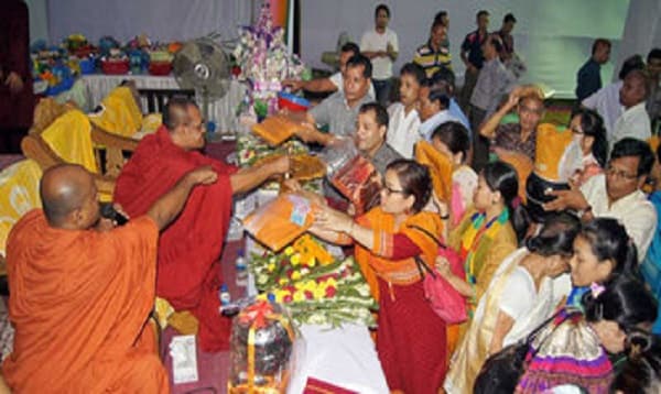 তিন পার্বত্য জেলায় শুরু কঠিন চীবর দান
