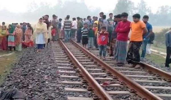 নেত্রকোনায় ট্রেনে কাটা পড়ে নিহত ৩