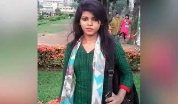 ধর্ম অবমাননার অভিযোগে জবি শিক্ষার্থী তিথি সরকার আটক