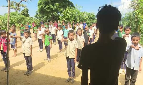 বন ও বন্যপ্রাণি রক্ষার শপথ নেয় তারা