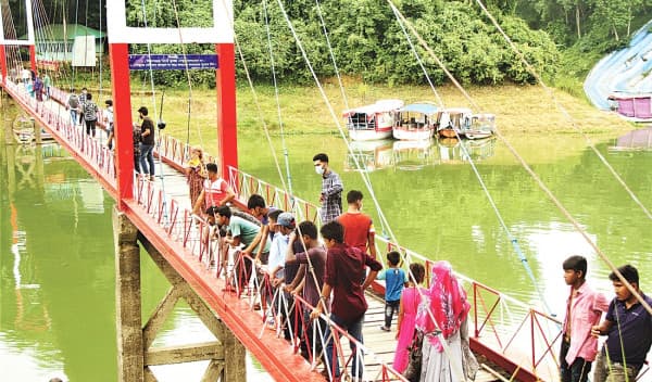 তিন পার্বত্য জেলায় সব পর্যটনকেন্দ্র বন্ধ