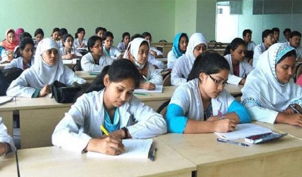 'মেডিক্যাল ভর্তি পরীক্ষা পেছানোর সুযোগ নেই'