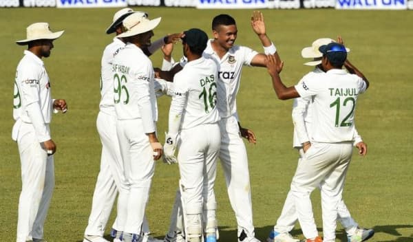 ক্যান্ডিতে দ্বিতীয় দিনে টাইগার বোলারদের নিয়ন্ত্রিত বোলিং