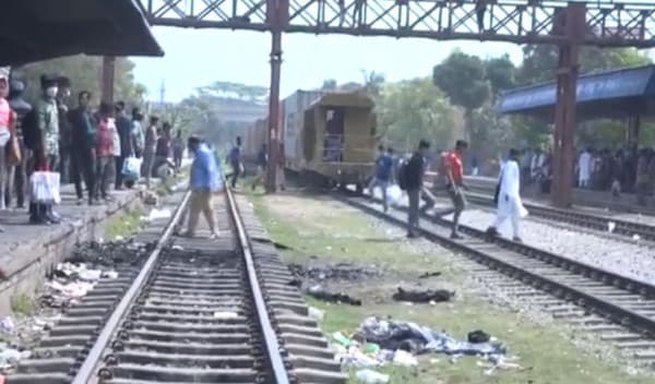 ব্রাহ্মণবাড়িয়া স্টেশনে থামছে না কোনো ট্রেন