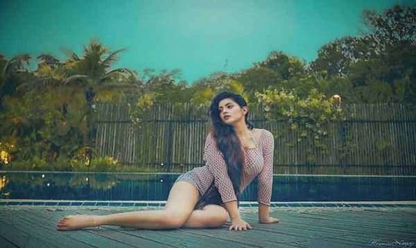 দেশের মধ্যে সবচেয়ে বেশী অনুসারী পরীমনির