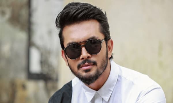 'সাপলুডু'র প্রচারে ইতালি ও যুক্তরাষ্ট্র ভ্রমণে শুভ