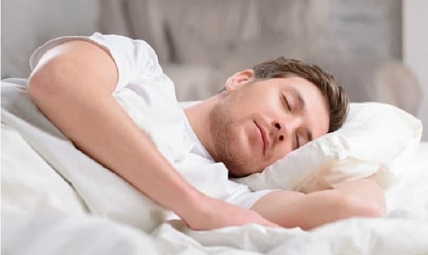 জেনে নিন ১ মিনিটেই ঘুমিয়ে পড়ার কৌশল
