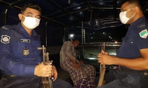 ঝিনাইদহে মেয়ে ধর্ষণের অভিযোগে সৎ বাবা আটক