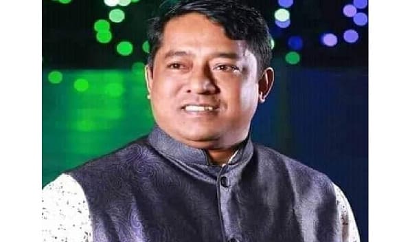 কচুয়ায় মেয়র পদে নৌকার মাঝি স্বপন
