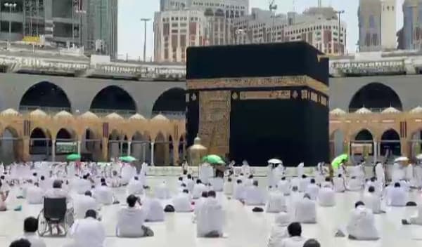 এবারও বিদেশিদের হজে যাওয়া বন্ধের কথা ভাবছে সৌদি আরব