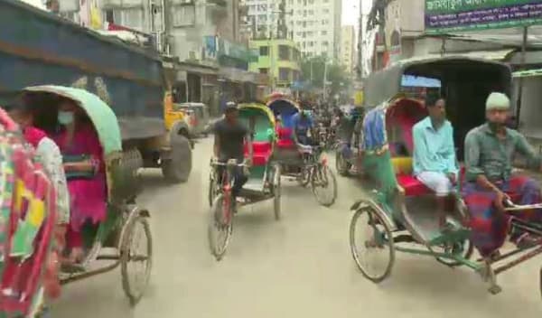 ছিনতাইকারীদের অভয়ারণ্য মোহাম্মদপুরের ঢাকা উদ্যান এলাকা
