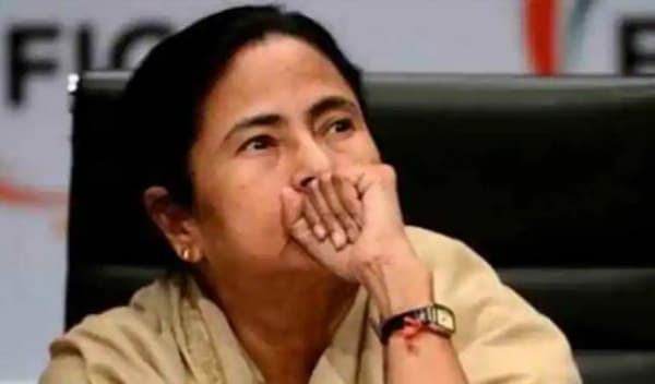 মুখ্যমন্ত্রী কি থাকছেন মমতা?