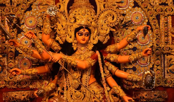 শুভ মহালয়ার মধ্য দিয়ে দেবী পক্ষের সূচনা