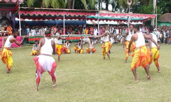 পিরোজপুরে ঐতিহ্যবাহী লাঠি খেলা
