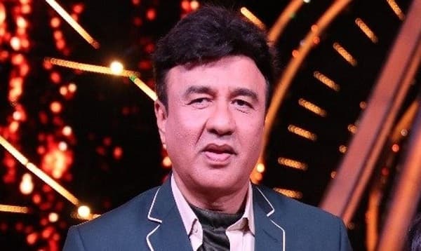 অনু মালিকের বিরুদ্ধে কুপ্রস্তাবের অভিযোগ গায়িকা নেহার