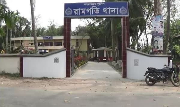 ছাত্রীকে যৌন হয়রানির অভিযোগে শিক্ষক আটক