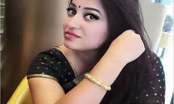 বরখাস্ত হলেন এমপি’র শিক্ষিকা স্ত্রী
