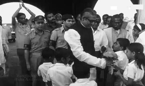 বঙ্গবন্ধু শেষ জন্মদিন পালন করেছেন শিশুদের নিয়ে