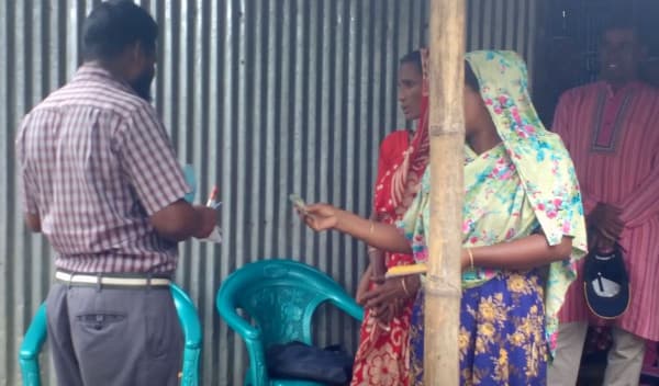 'মরো আর বাঁচো, কিস্তি দিতায় অইবায়’