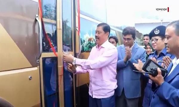 বান্দরবানে পর্যটকদের জন্য চালু হলো ট্যুরিস্ট বাস