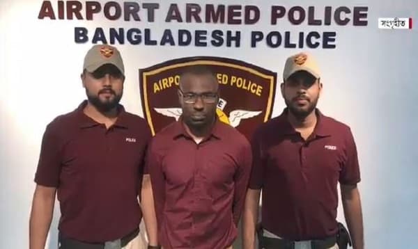 সামাজিক মাধ্যমে বিদেশির সাথে বন্ধুত্ব: গিফট পাঠানোর নামে প্রতারণা