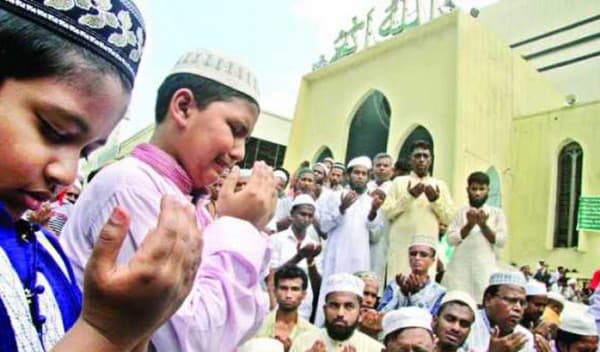 আজ শুক্রবার পবিত্র জুমাতুল বিদা