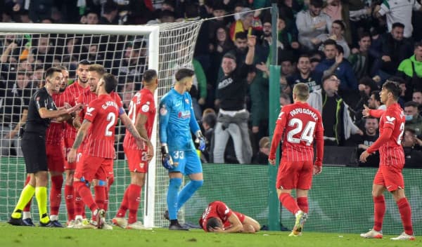 Sevilla and Betis match abandoned