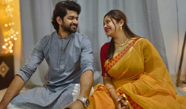 ওম-মিমির চুম্বনের ছবি ভাইরাল