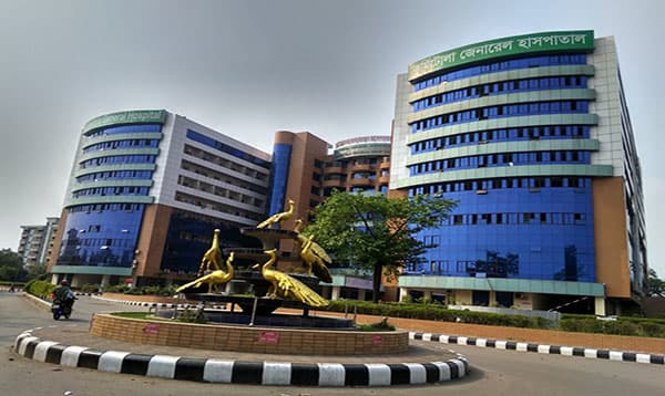 করোনা সন্দেহে নার্সকে ঢাকায় স্থানান্তর