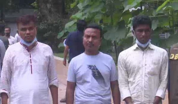 অনলাইন বেটিং সাইটের মাধ্যমে কোটি কোটি টাকা পাচার হচ্ছে বিদেশে