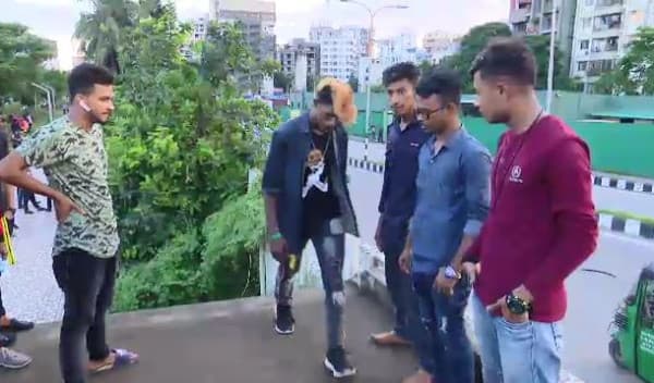 টিকটক: শখের পরিণতি আসক্তি