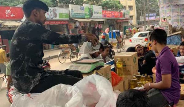 ন্যায্যমূল্যে খোলা বাজারে চাল ও আটা বিক্রি চলবে: খাদ্য মন্ত্রণালয়