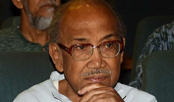 প্রখ্যাত চলচ্চিত্র পরিচালক তরুণ মজুমদার আর নেই