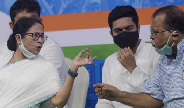তৃণমূলের নতুন কমিটি ঘোষণা করলেন মমতা