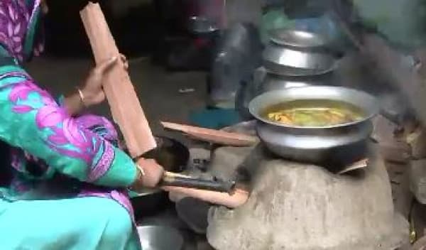 Acute gas crisis in kamrangichar