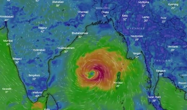 পায়রা বন্দরে আজও ২ নম্বর সতর্ক সংকেত
