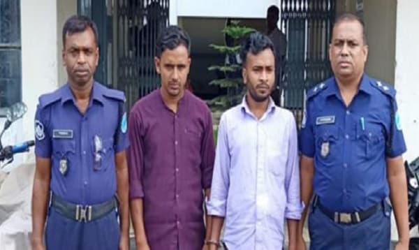 প্রেমিকা সেজে চোর ধরলেন নারী পুলিশ