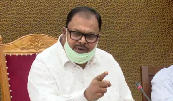 'একনেকে মিড-ডে মিল প্রকল্প বাতিলও হতে পারে'