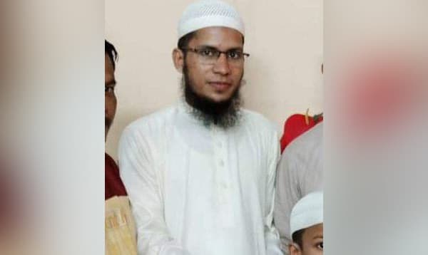 ছাত্রকে বলাৎকারের পর কাউকে না বলতে কোরআন ছুঁয়ে শপথ করান শিক্ষক