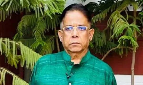 কুমিল্লা সিটি মেয়র আরফানুল হক রিফাত মারা গেছেন