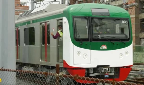 Karwan Bazar, Shahbagh Metro Stations open to public