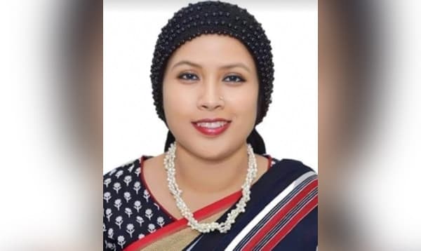 এমপি হয়েই প্রতিমন্ত্রী, কে এই রুমানা আলী