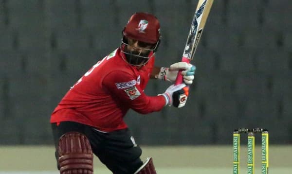 বিপিএলের ইতিহাসে ব্যাট হাতে নতুন রেকর্ড করলেন তামিম