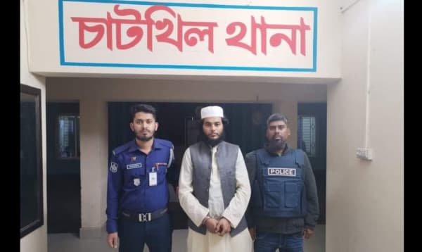 ৪ ছাত্রকে বলাৎকারের অভিযোগে মাদ্রাসা শিক্ষক গ্রেপ্তার