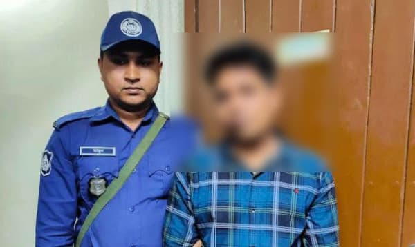 জাবি ভর্তি পরীক্ষায় প্রক্সি দিতে এসে ঢাকা কলেজের শিক্ষার্থী আটক