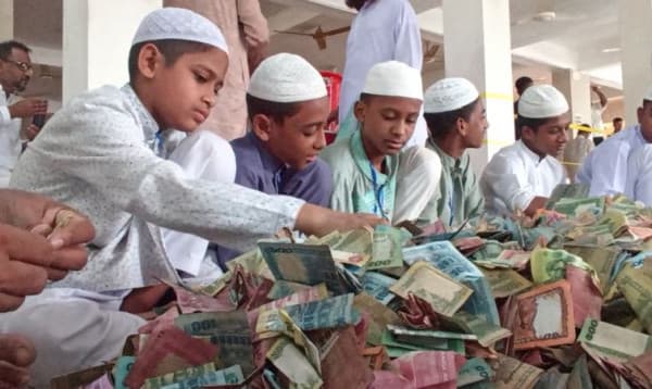 এবার রেকর্ড পরিমাণ টাকা মিলল পাগলা মসজিদের দানবাক্সে