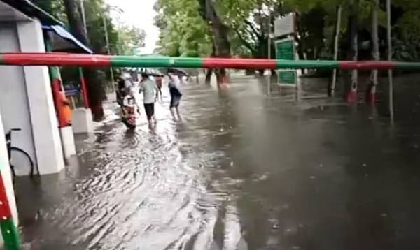 ভারত থেকে এখনো ঢুকছে পানি, গ্রামের পর গ্রাম প্লাবিত