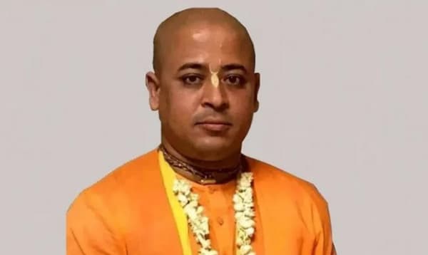 সম্মিলিত সনাতনী জাগরণ জোটের মুখপাত্র চিন্ময় কৃষ্ণ দাস গ্রেপ্তার