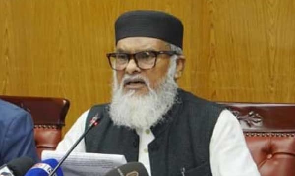বাংলাদেশিদের জন্য ওমরা ভিসা বন্ধ হয়নি: ধর্ম উপদেষ্টা